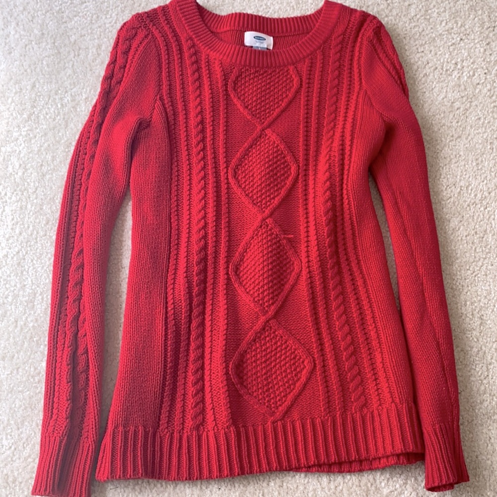 red old navy sweater! size S
